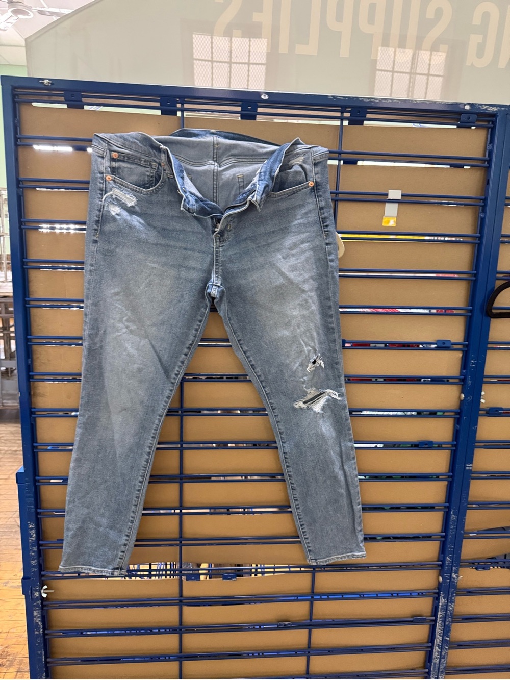 GAP Women's Light Blue Distressed Skinny Jeans